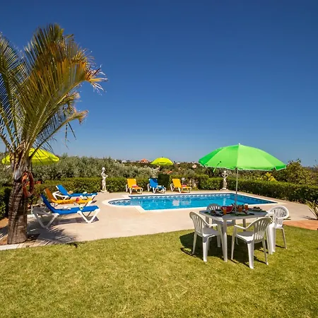 Villa In Algarve With Private Pool & Bbq Villa *