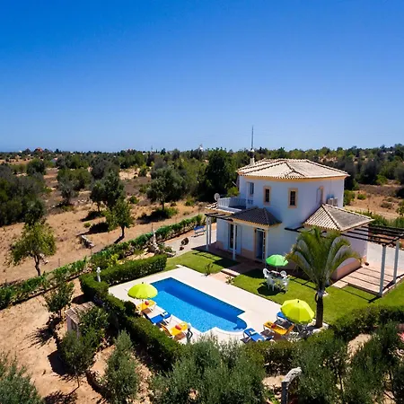 Villa In Algarve With Private Pool & Bbq Villa Armação de Pêra